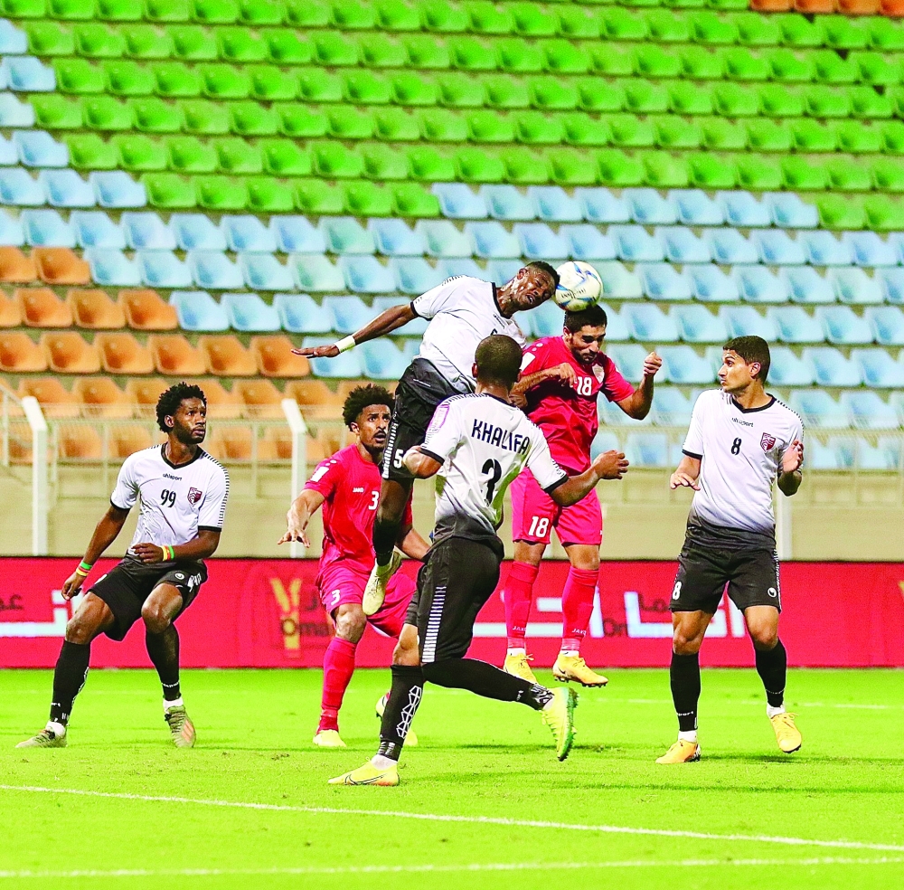 من لقاءات الرستاق بالدوري الموسم الماضي 
