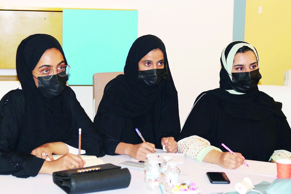  عدد من المشاركات في البرنامج التدريبي 