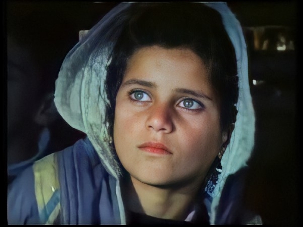 لقطة من فيلم رسالة إلى الله 