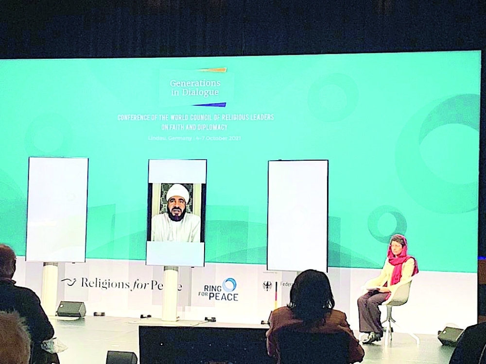 من مشاركة المعمري في المؤتمر العالمي