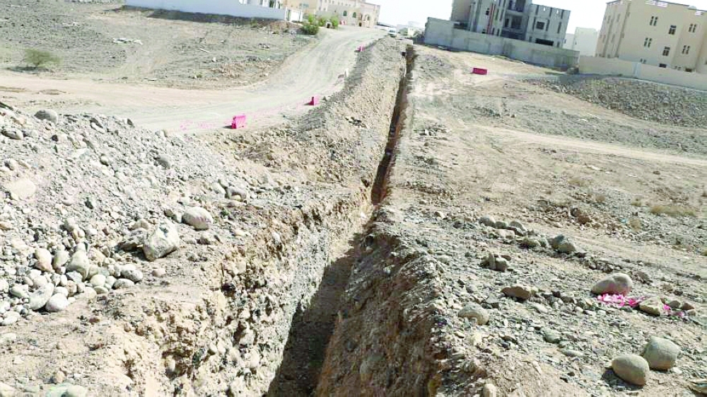مشاريع نقل خطوط المياه 