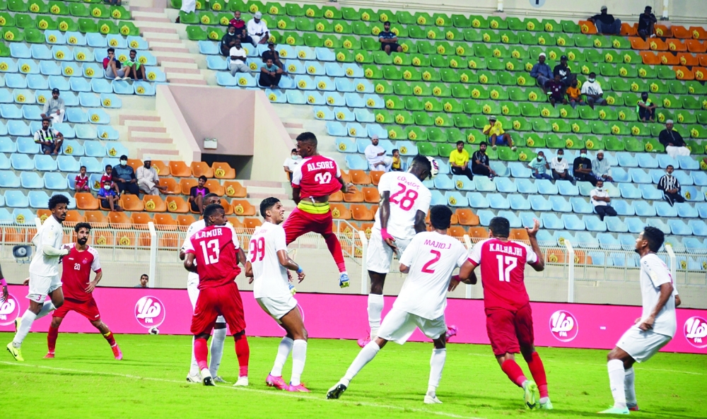 من لقاءات نادي عمان في الدوري