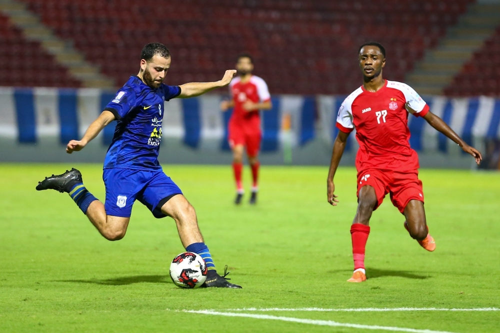 من مباريات ظفار في دوري عمانتل 