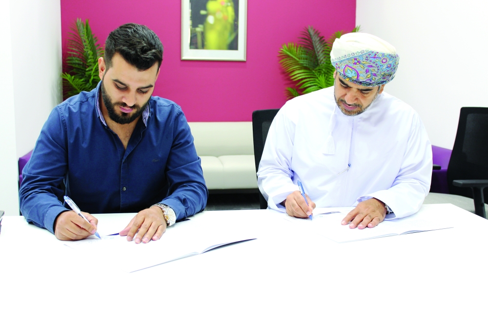 مدائن توقع عقدا لإقامة مشروع صنع وتركيب المنتجات المعدنية