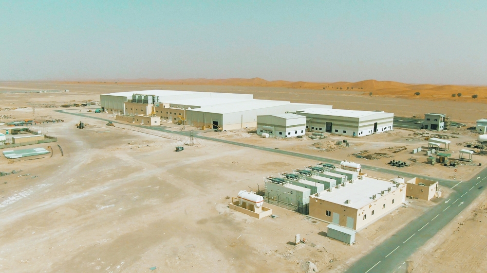 إحدى مصانع المشروع
