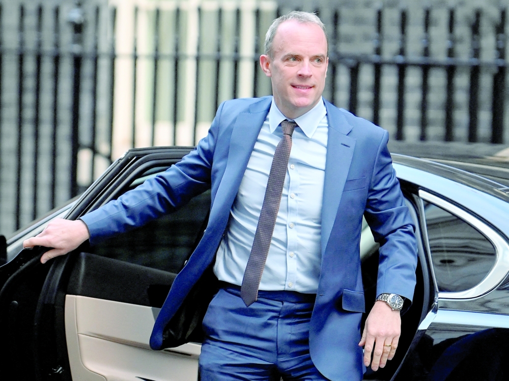 Image:استقالة نائب رئيس الوزراء البريطاني بعد شكاوى تنمرعلى زملاءه في العمل