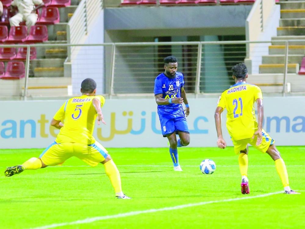 جانب من منافسات الجولة الأولى لنادي بهلا في افتتاح دوري عمانتل