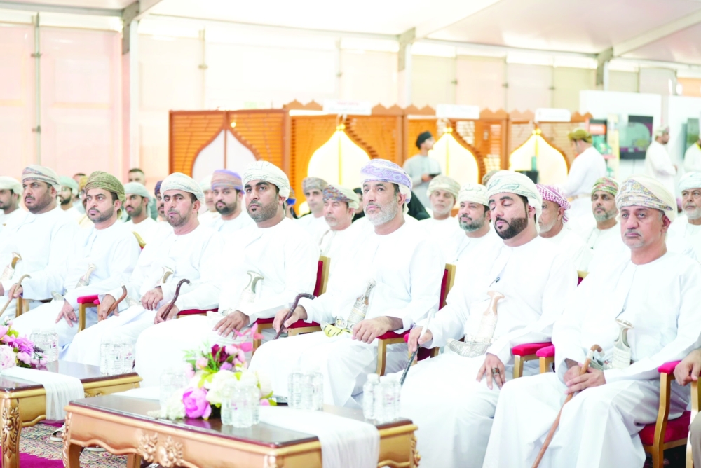 راعي الحفل والحضور