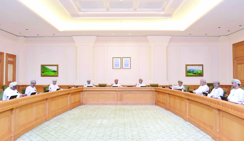 .. واجتماع اللجنة القانونية