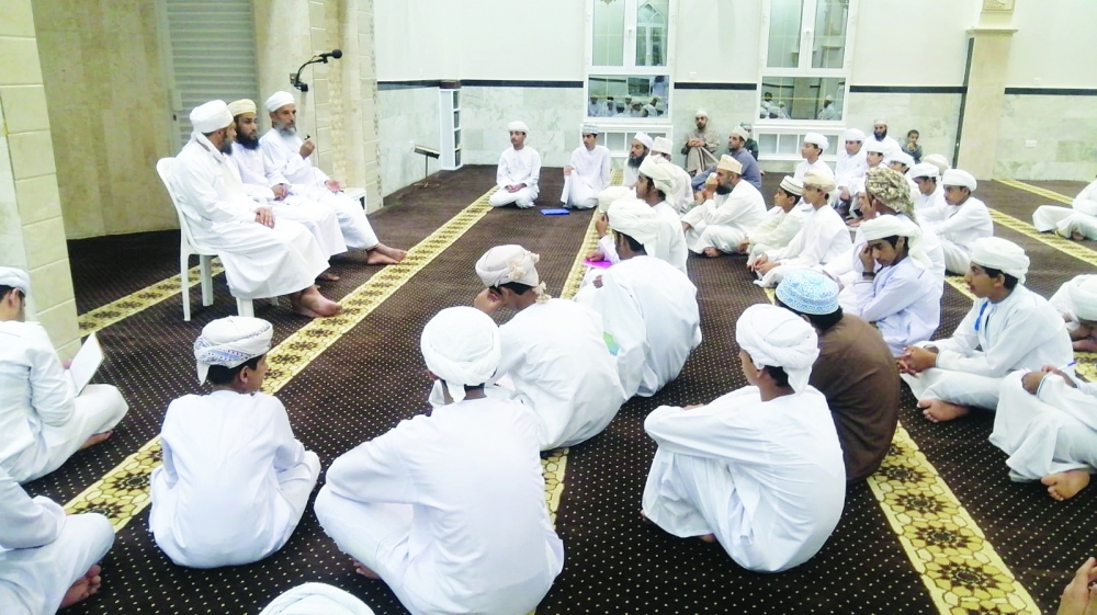 من حضور الندوة