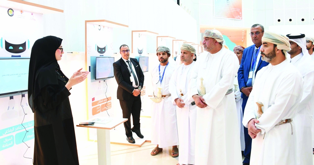 إحدى المبتكرات المشاركة في ملتقى العلوم