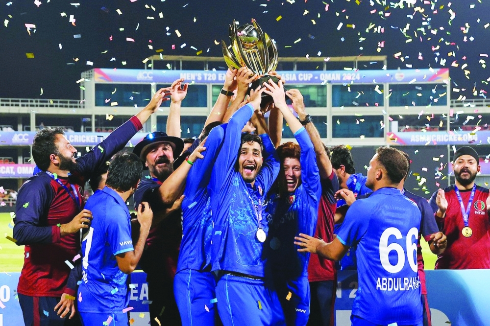 تتويج منتخب أفغانستان بلقب البطولة