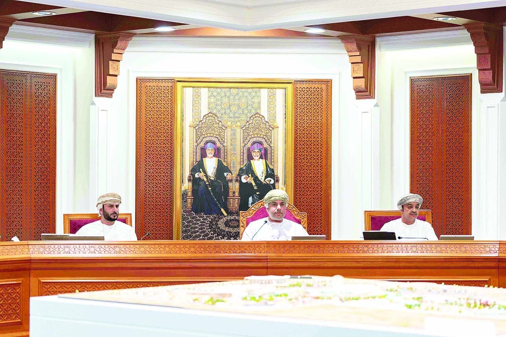 من اجتماع المجلس البلدي الأول لمحافظة ظفار 