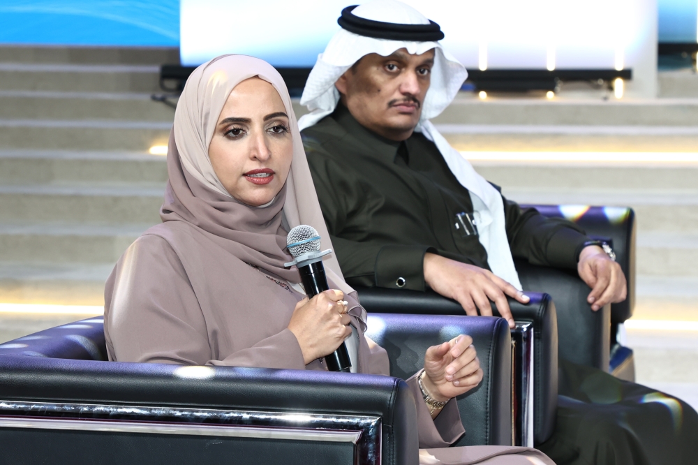  ورقة بعنوان تناولت أنشطة ضمان الجودة الخارجية الدولية (IEQA) في سلطنة عمان 
