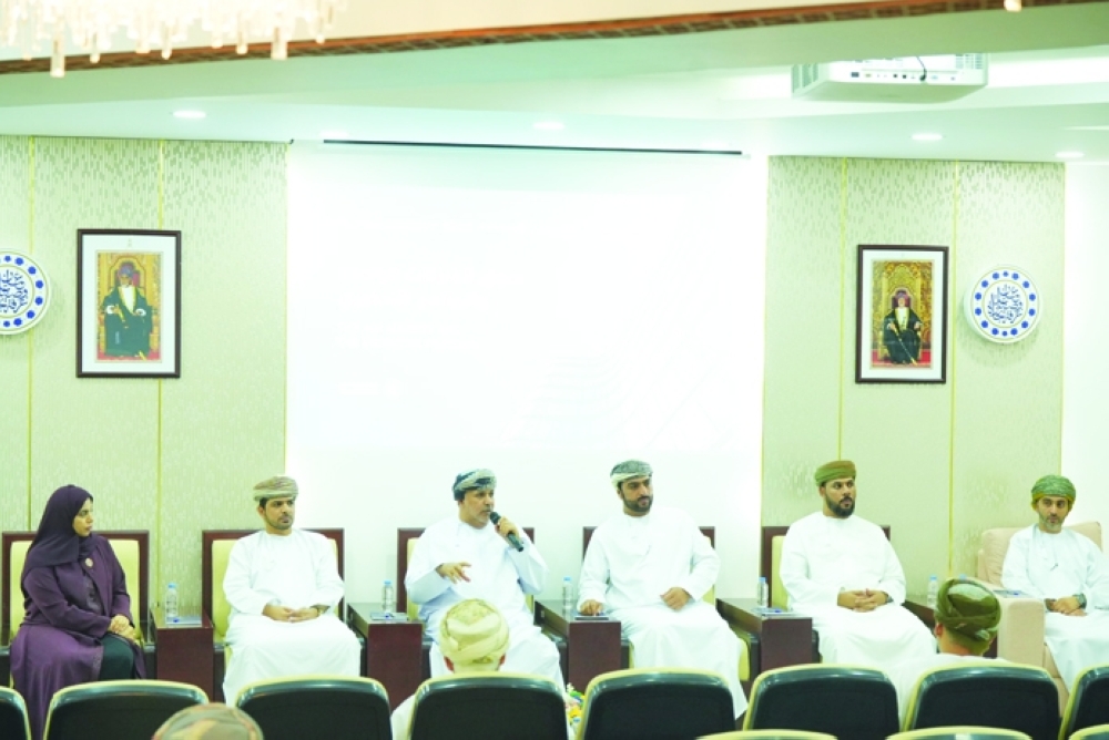 الجلسة استعرضت أهداف البرنامج التحفيزي وسوق الشركات الواعدة 