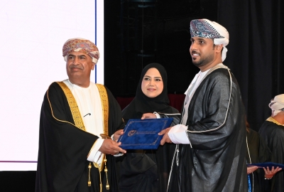 سلطنة عُمان – تخريج 192 طالب وطالبة من المعهد العالي للتخصصات الصحية