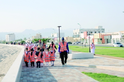 سلطنة عُمان – أكثر من (500) مشارك في مبادرة (دبا النابضة بالحياة).