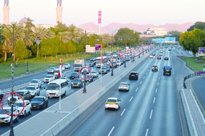 سلطنة عُمان – “مواقيت الصلاة”: تتراوح ساعات الصيام من 12 إلى 13 ساعة و26 دقيقة