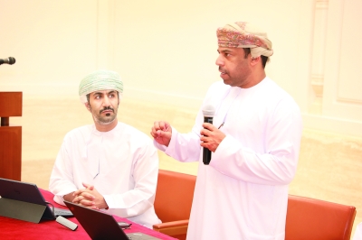 سلطنة عُمان – توعية الطلاب الداخليين بالاقتصاد الأخضر واتجاهاته المستقبلية