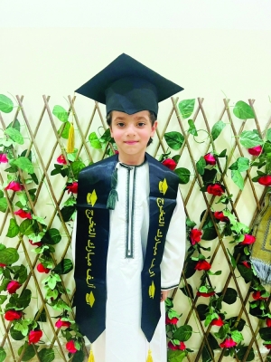 سلطنة عُمان – لماذا يمشي سالم على أطراف أصابعه؟