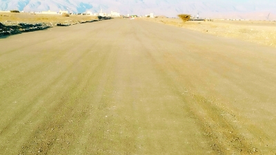 سلطنة عُمان – استمرار تنفيذ مشروع طريق ضنك – دوار الصفا بطول 65 كيلومتراً