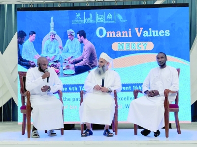 سلطنة عُمان – فعالية نزوى لتعزيز ثقافة التسامح والقيم