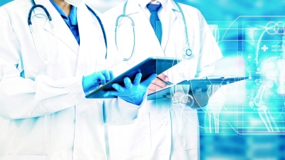 سلطنة عُمان – «الصحة»: التوسع في أتمتة الخدمات وإطلاق عيادات افتراضية جديدة