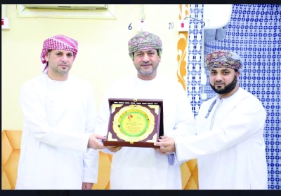 سلطنة عُمان – تكريم الفائزين في مسابقة القرآن الكريم في لوى
