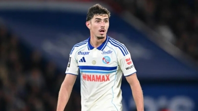 المهاجم الأرجنتيني بانيتشيلي يتعرض لإصابة في الركبة