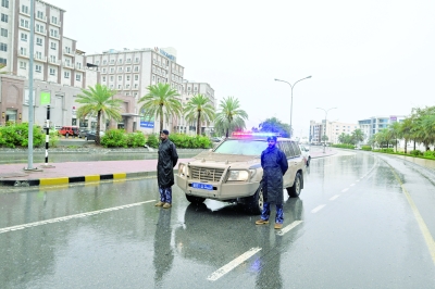 سلطنة عُمان – Tomorrow.. a gradual decline in the “Al Masarat” depression after heavy rains and sweeping valleys in a number of governorates.