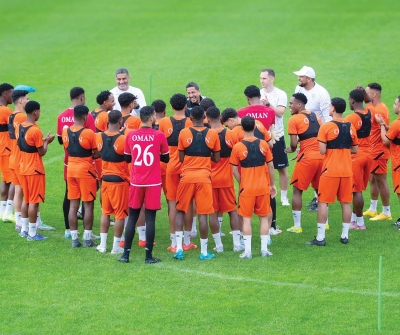 الأحمر الأولمبي يختتم معسكره الداخلي بمحافظة البريمي غدًا