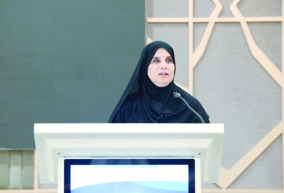 مناقشة أهمية تبنّي نهج مؤسسي قائم على الابتكار والاستدامة