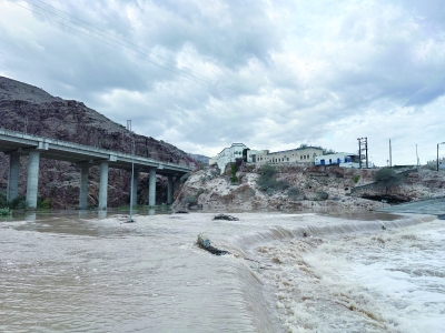 انقطاع الطرق الجبلية بنيابة طيوي