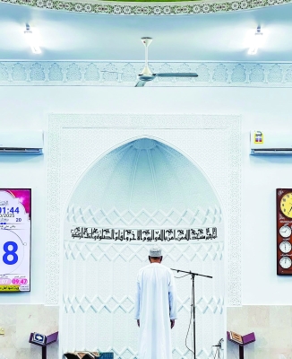 ذاكرةُ  من مآذن المساجد وحكايا مع النداء الخالد