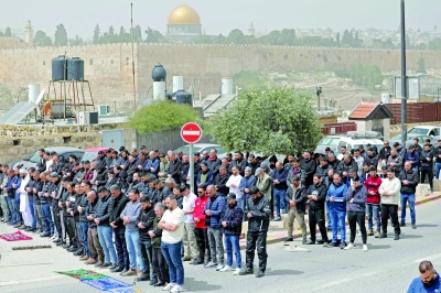 "جمعة خامسة بلا أقصى": الاحتلال يكرس حصار القدس