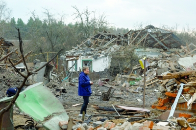 موسكو تسقط 87 مسيرة أوكرانية..وكيف تعلن قصف مصفاة نفط وميناء في روسيا