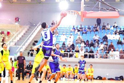 صلالة يتوج بدوري الشباب للسلة لأول مرة في تاريخه والسيب وصيفا