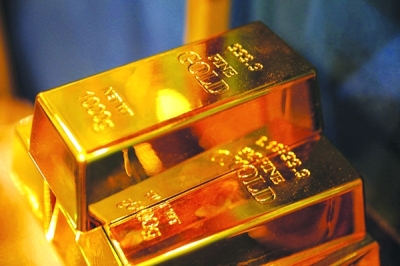 الذهب يتراجع وسط احتدام حرب إيران وارتفاع الدولار