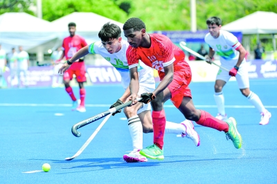 أحمر الهوكي يتخطى أوزبكستان ويبلغ نهائي التصفيات الآسيوية