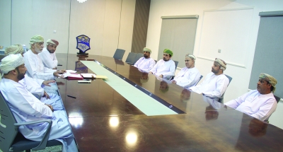 نادي عبري يناقش سبل دعم النادي وتعزيز مسيرته الرياضية