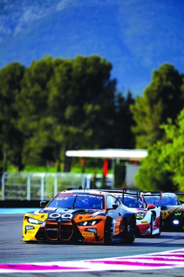 الحارثي سادسا في الجولة الافتتاحية لبطولة "جي تي" الأوروبية