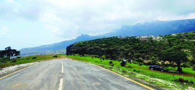 المنطقة الغربية بمحافظة ظفار.. وجهة مثالية لعشاق الطبيعة بعد منخفض المسرات