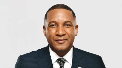 الرئيسُ البوتسواني يختم زيارته لسلطنة عُمان