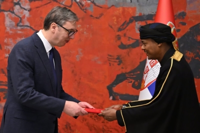 سلطنة عُمان – سفير سلطنة عمان لدى روسيا يقدم أوراق اعتماده لدى صربيا