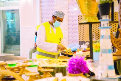 سلطنة عُمان – بنك الطعام العماني ينجح في الحفاظ على مليون وجبة.. ويعزز الأثر الإنساني لشهر رمضان