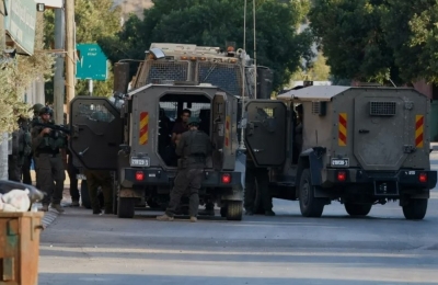 إصاباتٌ واعتقالاتٌ خلال اقتحامات في الضفة الغربية