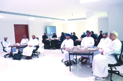 سلطنة عُمان – تأهيل الكادر الداخلي على التحليل المتقدم وإعداد مؤشرات الأداء