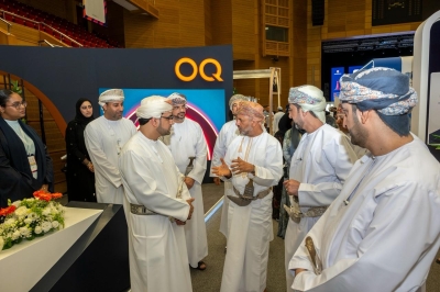 معارض التوظيف.. منصات حيوية تجمع بين تمكين الخريجين والتسويق