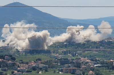 أربعة قتلى في غارتين على جنوب لبنان اسرائيل تواصل عمليات تفجير واسعة في البلدات الحدودية