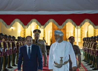 الرئيسُ المصريُّ يغادر البلاد